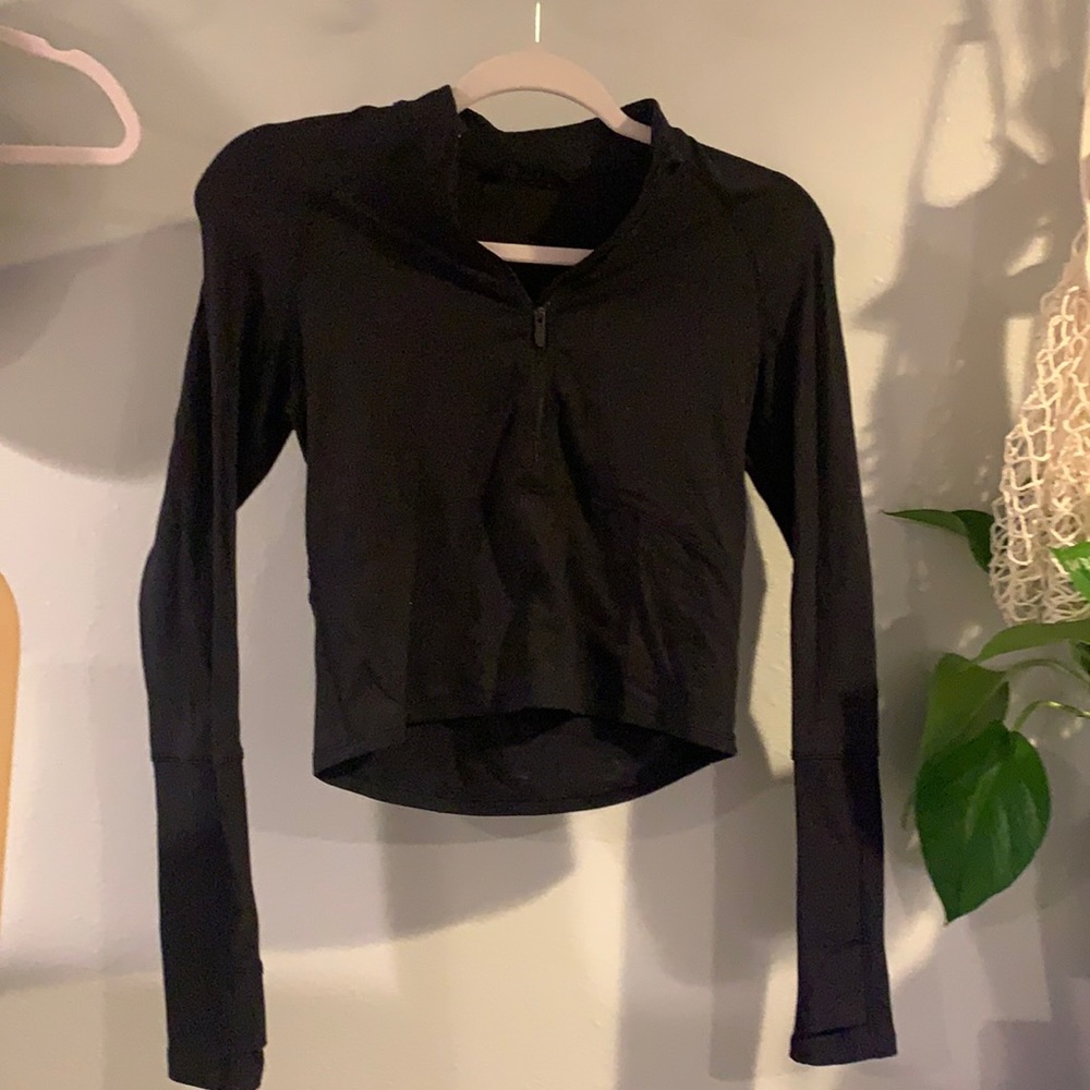 Lulu lemon long sleeve crop